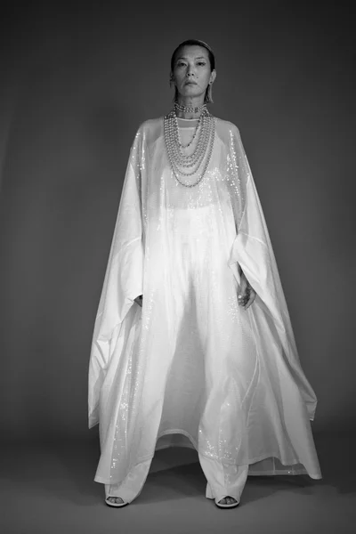 Look 12